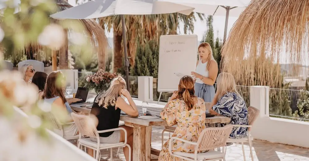 Kate Kurdziej Retreats